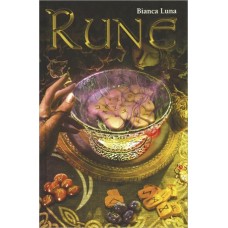 Runes Guidebook (hc) by Bianca Luna