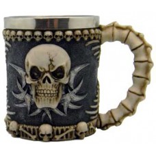 Skull & Spine tankard 4 1/4