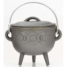 Triple Moon cast iron cauldron  4
